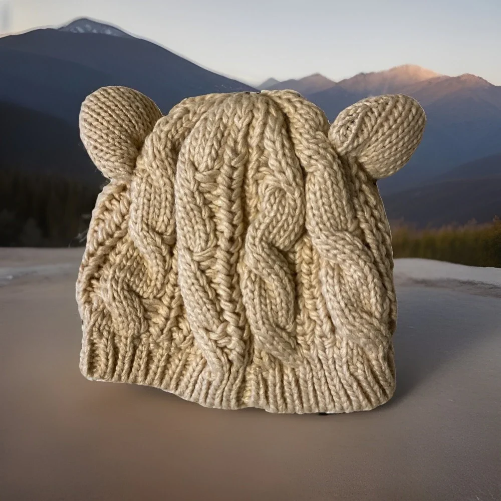 Cableknit Womens Beanie Hat With‎ Kitten Ears, Cream M-L - Picture 3 of 4